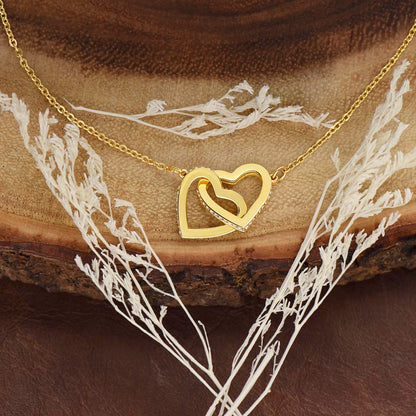Badass Girlfriend | The Queen - Interlocking Hearts Necklace