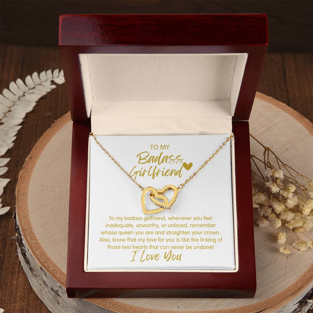 Badass Girlfriend | The Queen - Interlocking Hearts Necklace