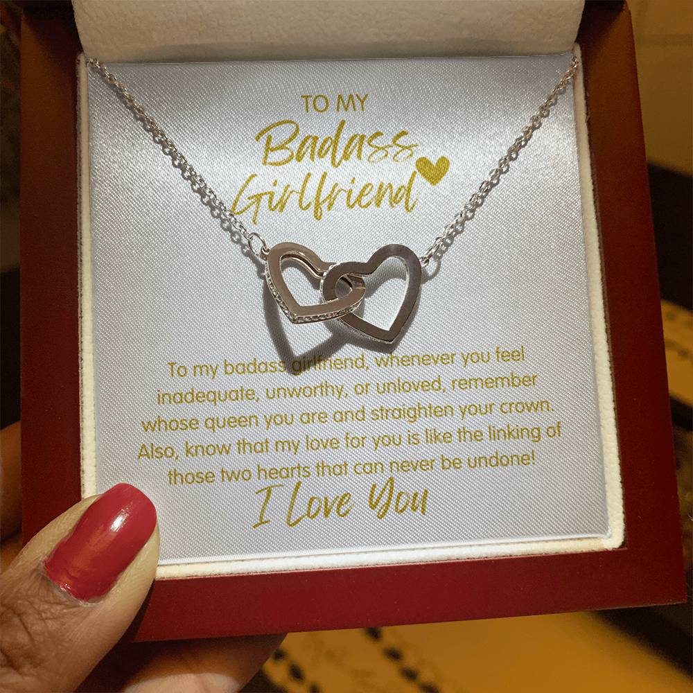 Badass Girlfriend | The Queen - Interlocking Hearts Necklace