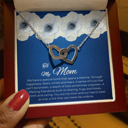 To My Mom | Special Bond - Interlocking Hearts Necklace